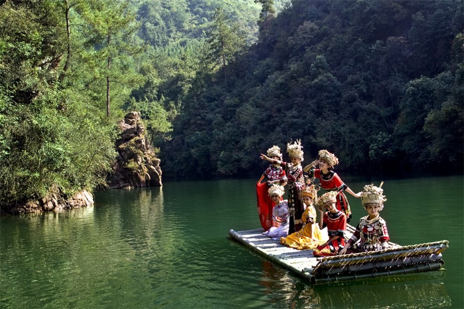 張家界、袁家界、天子山、黃龍洞/寶峰湖兩晚三日游